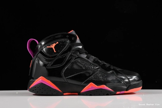 313358-006 Air 7 Black Retro Jordan Patent 0614